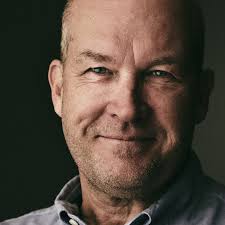 Ö-viksskådis satsar på ny karriär