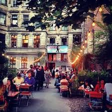 Clarchens Ballhaus In Berlin Lovely Place With Huge Terrace In Front And Schone Orte Urlaub In Deutschland Berlin