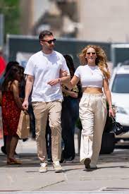 Lawrence and maroney were first linked in. Csgylzgaw9kztm