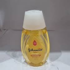 100 ml Johnson's Baby Shampoo at ₹ 75.46/piece