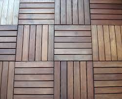 Pflegeleichte balkone aus alu, glas, holz, niro und stahl. Balkonfliesen Aus Holz Gunstige Anbieter Und Wichtige Kauftipps