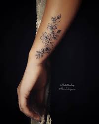 La Dame Gantee Auf Instagram Flower Flowertattoos Brastattoo Inktattooartist Girlta Arm Tattoos For Women Upper Inner Wrist Tattoos Forearm Tattoo Women
