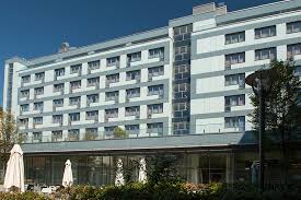 Rooms available at park inn by radisson linz. Park Inn Hotel Linz Linzner Metallbau