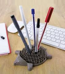 Porte Crayons Herisson Porte Crayon Gadgets De Bureau Porte Stylo