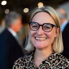 Dr Charlotte Chivers (@cachivers)