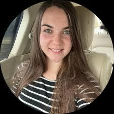 Loretta Devries's Instagram, Twitter & Facebook