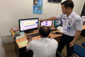 Hanya saja, bmkg juga mencatat terjadi gempa susulan pada pukul 14.21 dengan kekuatan sama, yakni magnitudo 3,3. Guncangan Gempa Cilacap Terasa Hingga Kebumen Bhinneka Nusantara