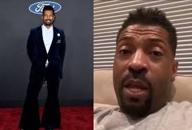 Comedian Deon Cole Responds to Being Called Gay for Wearing Bell-Bottom  Outfit at NAACP Image Awards