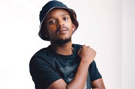 Piano hit makers, kabza de small and josiah de disciple link up for a brand new jam tagged ngiyakthanda featuring contributions from aymos and mhaw keys. Kabza De Small And Elaine Top Spotify S Streaming List For 2020 Drum