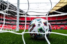 Bojovali i fanoušci, zasáhnout musela policie, česká fotbalová reprezentace si polepšila v žebříčku fifa. Euro 2021 Spoji Celou Evropu V Londyne Ukazali Mic Pro Sampionat Dvanacti Mest Idnes Cz