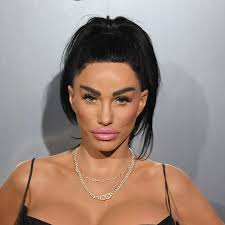 katie VIRGIN UP セット（Katie Price issues huge family update after being  spotted with 'twins'