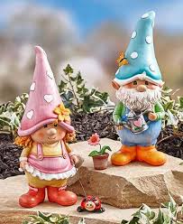 Garden Decor Solar Lighting Outdoor Decorations Ltd Commodities In 2020 Gnome Garden Girl Gnome Garden Gnomes Statue