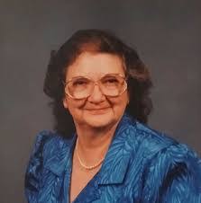 Leila Hebert's Instagram, Twitter & Facebook