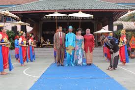 Individu yang layak menuntut pelepasan ini adalah anak kandung atau anak. Program Perpisahan Tahun 2015 Smpn 1 Ciamis
