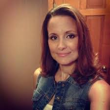 Sarah Sisney's Instagram, Twitter & Facebook