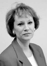 Managing customer relationships through E-business decision support  applications: a case of hospital–physician collaboration