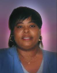 Sandra Usry's Instagram, Twitter & Facebook