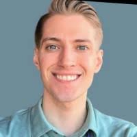 Chris Mosher's Instagram, Twitter & Facebook