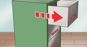 How To Pick A Bedroom Door Lock With A Bobby Pin How To Pick A Lock With Household Items In 2020 Filing Cabinet Cabinet Locks Bobby Pins