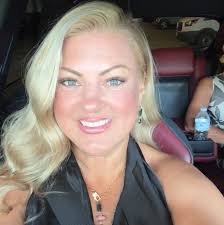 Who can provide makeup services for a bridal party near Houma, Louisiana?