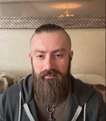 Hello dear I don't know why you people are acting this way I love only one  person ❤️❤️❤️and I do that with my heart I'm not a cheat I won't call the