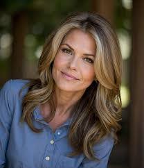 Lisa Lollar's Instagram, Twitter & Facebook