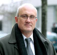 3_Nobelis_05:Layout 1