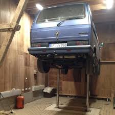 Bulli Vw Vwt3 Hebebuhne Garage Werkstatt Neuewerkstatt Wbx Vwumbau Vwtuning Tuning Umbau Home Car Lift Garage Lift Garage Car Lift