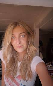 Embracing a Simple Life as a Young Woman in the Midwest