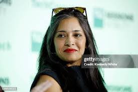 Trina Van's Instagram, Twitter & Facebook