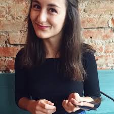 Farrah Kelly's Instagram, Twitter & Facebook