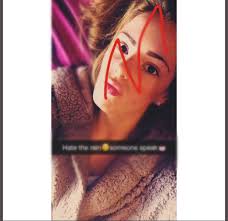 Imogen Carey (@imogencareyxo)