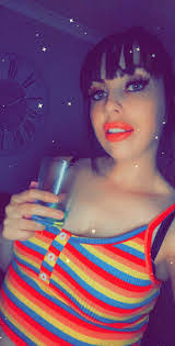 Sophia Reece's Instagram, Twitter & Facebook