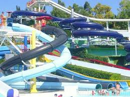 Onda blu acquapark si trova a tortoreto lido. Acquapark Onda Blu Italia Parchi