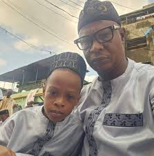 Seyid Fatiu Al-khaleely Onimajesin, isn't just a son of a scholar, he is  also an intellectual who has created for himself an academic chance in the  Arabic society, through his commitment. The