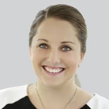 Kimberley Hicks's Instagram, Twitter & Facebook