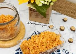 Angkat dan tambahkan bumbu dari mie instan itu. Cara Membuat Bihun Kriuk Anti Ribet