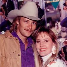 Happy 66th Birthday Alan Jackson's wife, Denise, who was born on April 6, 1960! ❤️ #AlanJackson #denisejackson #countrymusiclovestory