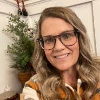 Wendy Sparks's Instagram, Twitter & Facebook