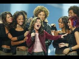 Kelly Clarkson American Idol Season 1 Performances Youtube Kelly Clarkson American Idol American Idol Contestants American Idol Season 1