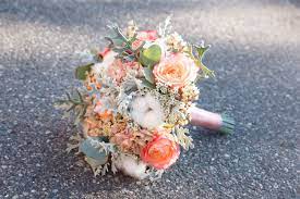 Better yet, there's no need to even leave your couch, because ordering a beautiful bouquet only takes a few clicks. Diy Wedding Flowers Everything You Need To Know Wedding Spot Blog