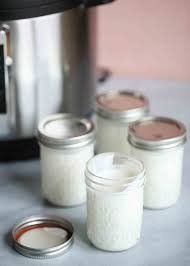 Yogourt Maison A L Instant Pot En 4 Etapes Recette De Base Instant Pot Yogurt Instant Pot Homemade Yogurt