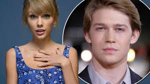 Joe alwyn is currently not married but is in the relationship with taylor swift since october 2016. Who Is Taylor Swift S New Boyfriend Joe Alwyn Young British Actor A Rising Star On The Big Screen But Still Lives With Mum And Dad Irish Mirror Online