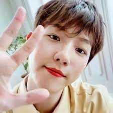 Christa Nicole Shutt"