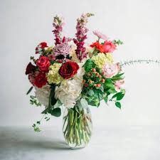 Our store, located in west town shopping center, features over 90,000 square feet of home goods products to enhance your indoor and outdoor. Garden Romance Xl Augusta Florist Garden Gathered Flowers Events Of Augusta Local Flower Delivery Augusta Ga 30904