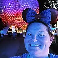 Death Tidies Up (Charlotte LaRue Mystery, #2) by Barbara Colley