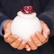 Keepake Glass Urn for Cremation Ashes