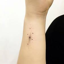 45 Adorable Black And Grey Tattoo Ideas For Girls Tiny Tattoos Small Star Tattoos Cute Tiny Tattoos