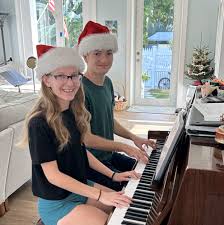 Music Room hosts 'Carols Reimagined'