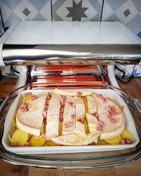 Passons Aux Choses Serieuses Tartiflette En Cuisson Lente Pour Les Enfants Qui Rentrent Manger A Midi Tartiflette Recette Tartiflette Tartiflette Reblochon